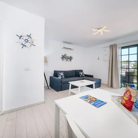 La Vela Azul -pool & Tennis - Free Ac &good Wifi- Smart Tv * Puerto del Carmen (Lanzarote)