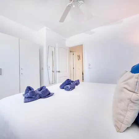 La Vela Azul -pool & Tennis - Free Ac &good Wifi- Smart Tv Puerto del Carmen (Lanzarote)